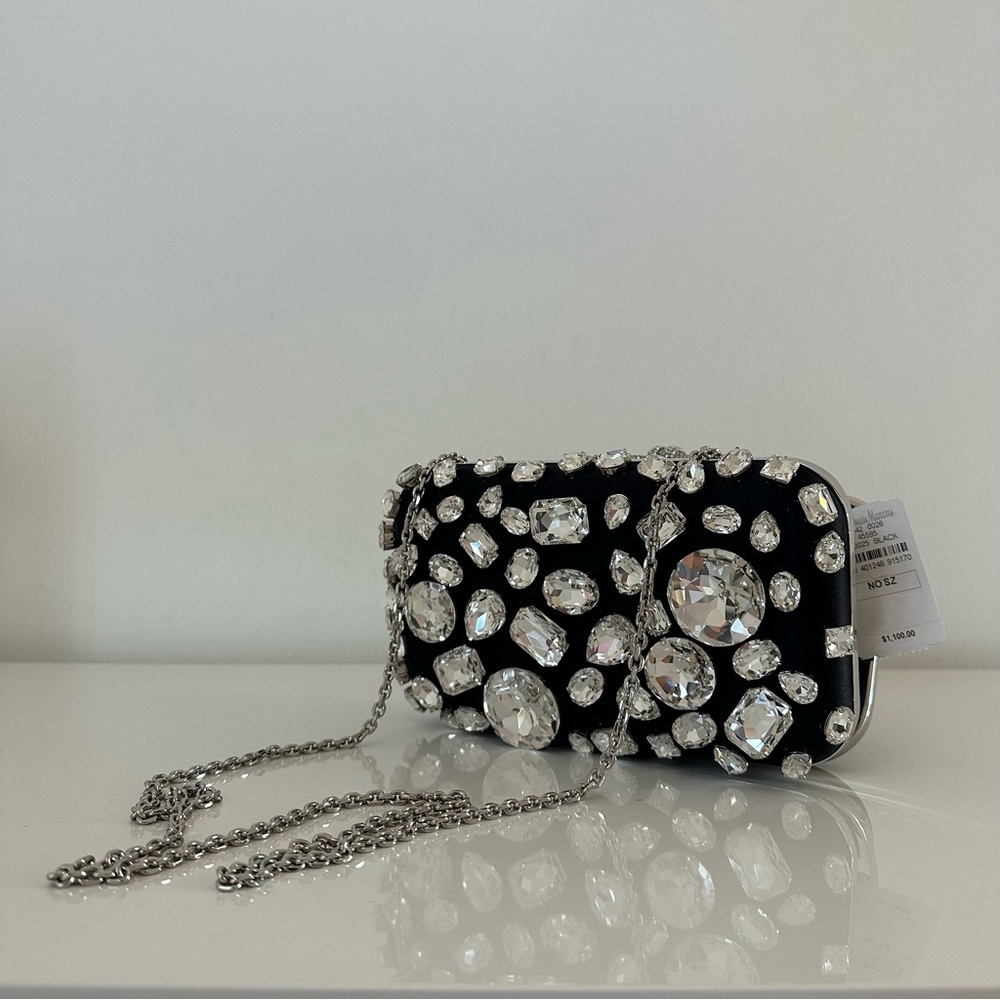 MACH & MACH
Bow Strass Satin Clutch Bag - Picture 16 of 16